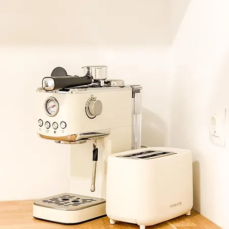 A Covina By Aloga * צה