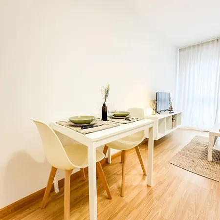 Apartment A Covina By Aloga Cee